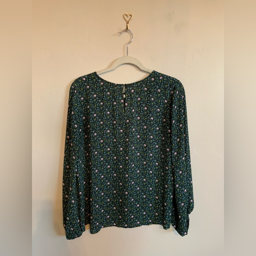 LOFT Ditsy Bloom Draped Sleeve Top Keyhole Button Office Core Floral Dark Green - Picture 8 of 8